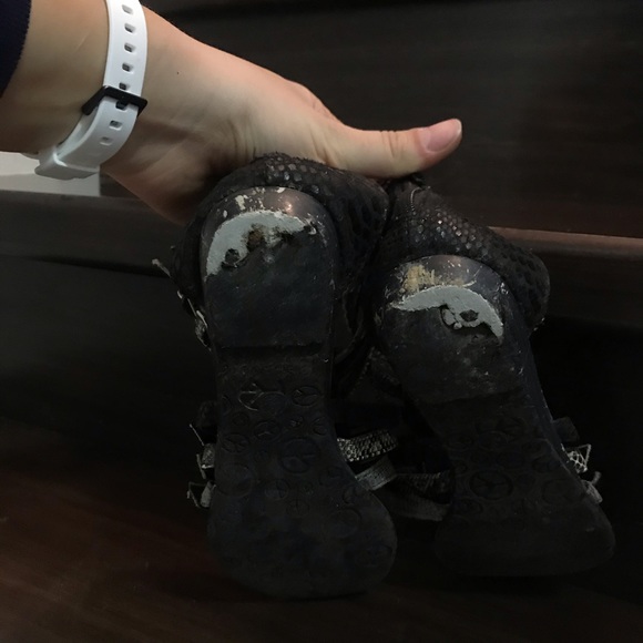 Gladiator Sandals - Picture 3 of 5